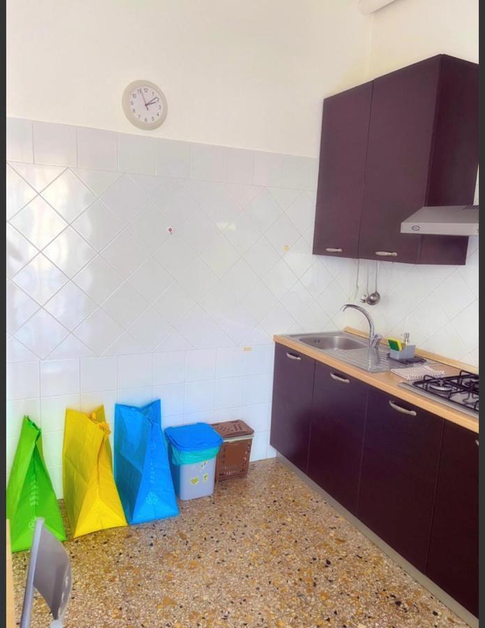 דירות צ'יאמפינו Alexandra House מראה חיצוני תמונה