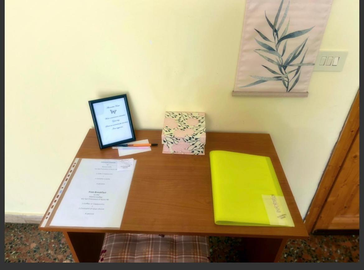 דירות צ'יאמפינו Alexandra House מראה חיצוני תמונה